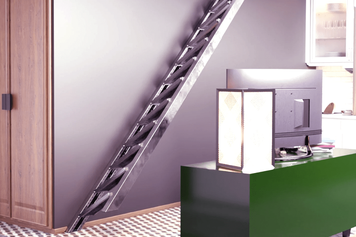 Escalera abatible de metal para maximizar el espacio reducido