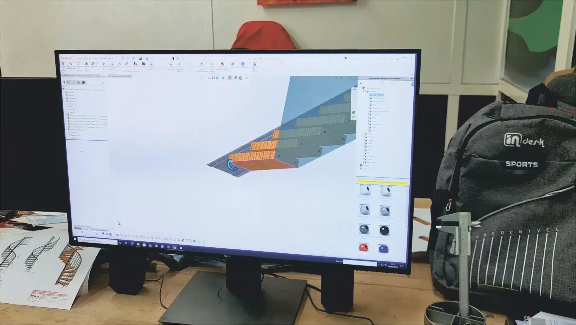 muestra ordenador empresa