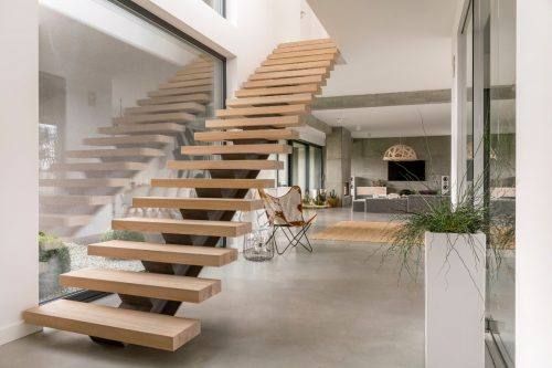 Escaleras suspendidas o voladas de madera y metal, para decoración minimalista